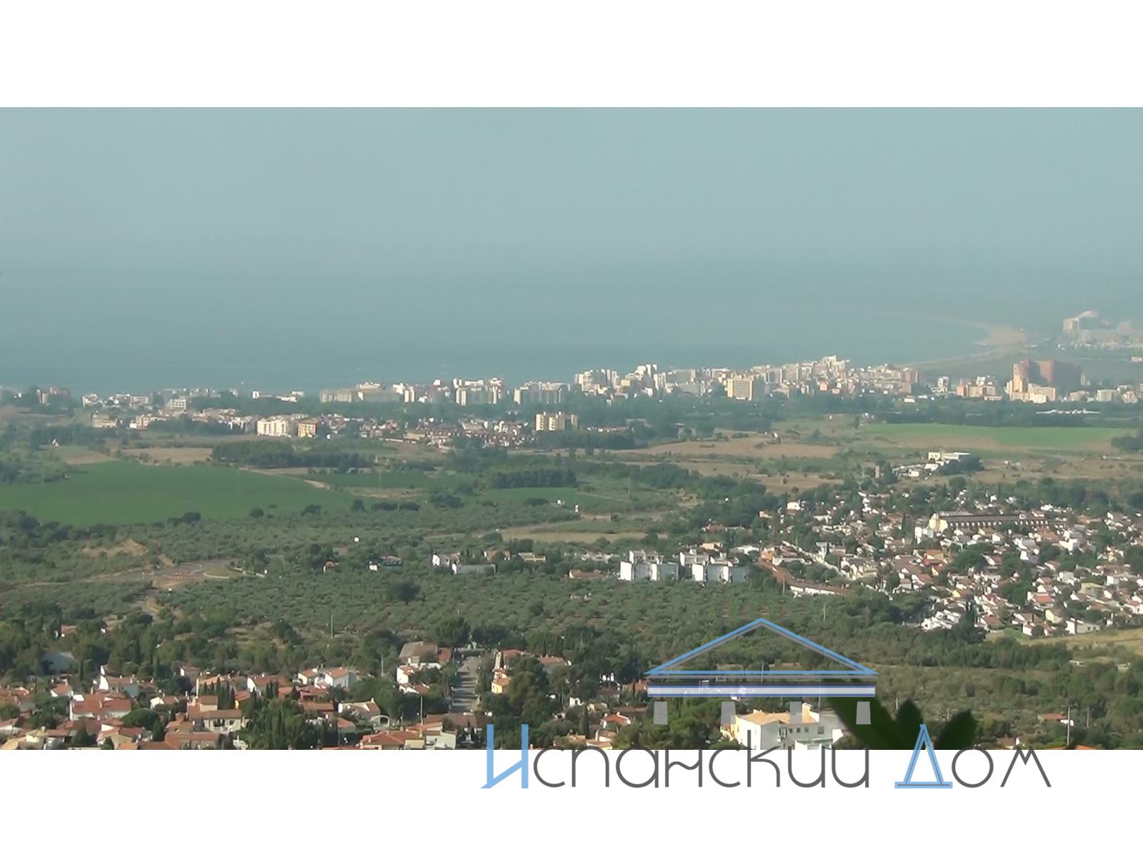 Вилла в Испании с прекрасным панорамным видом на море.